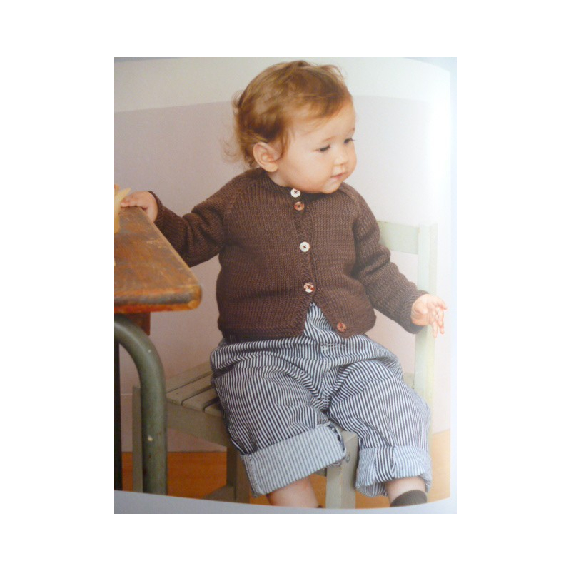 Livre intemporels pour bébé en tricot