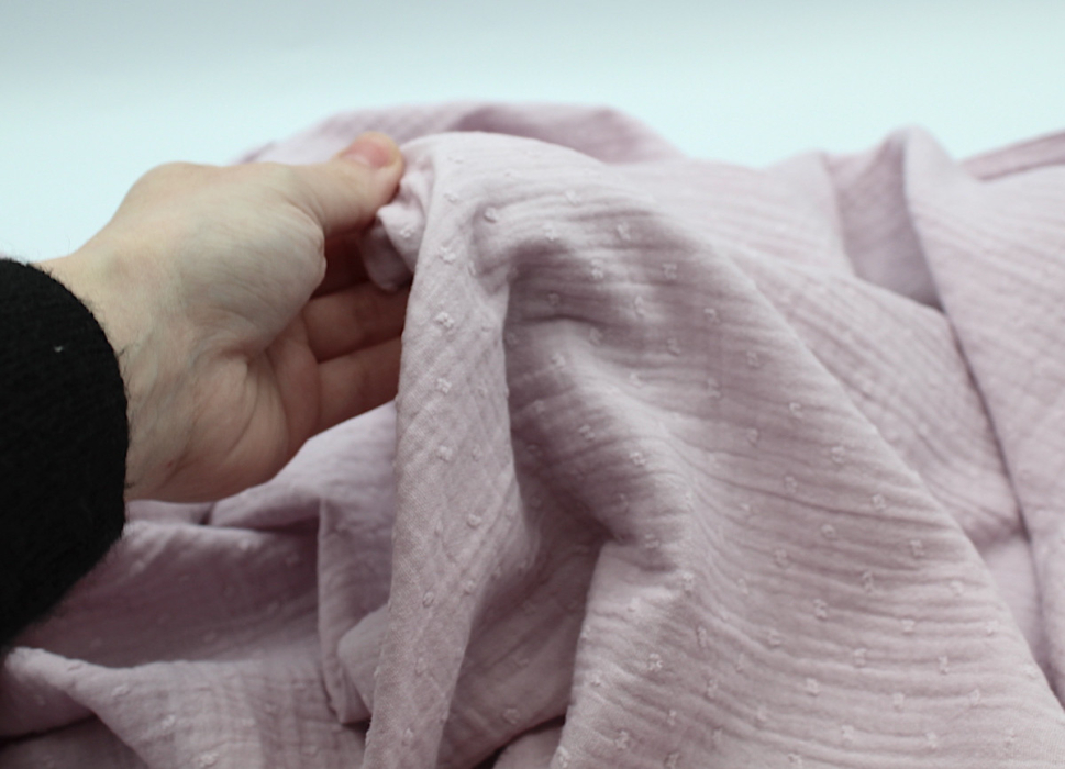 Double gaze de coton BIO plumetis lilas pastel