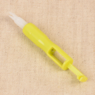 Enfile aiguille automatique 