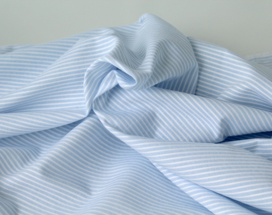 Coton bio gaufré à rayures bleu ciel / blanc