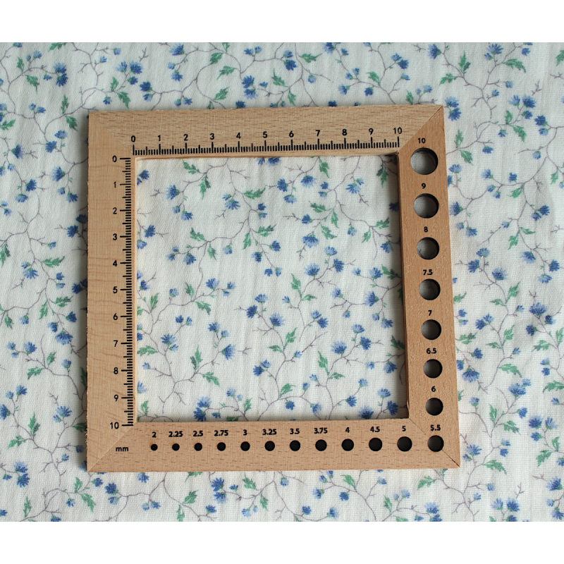 Double gaze de coton lisse à branchage et fleurs bleues