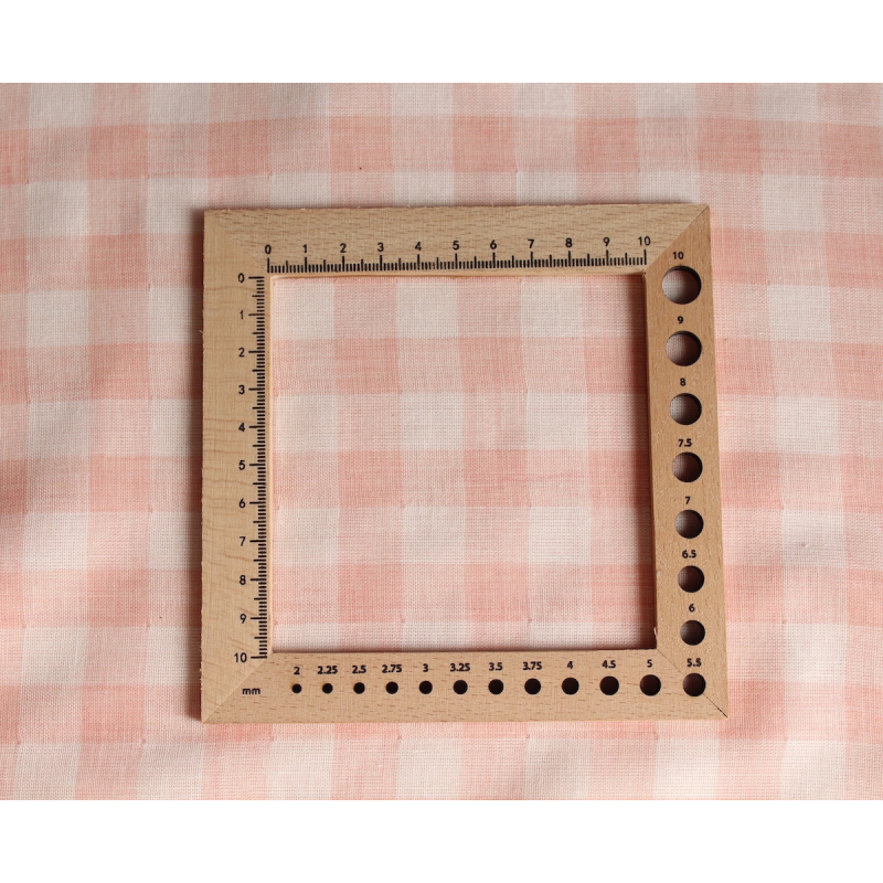 Double gaze de coton lisse vichy rose corail / blanc