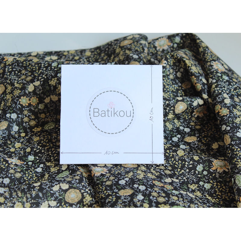 Serena - Batiste de coton bio SILKYNE à imprimé fleuri fond noire