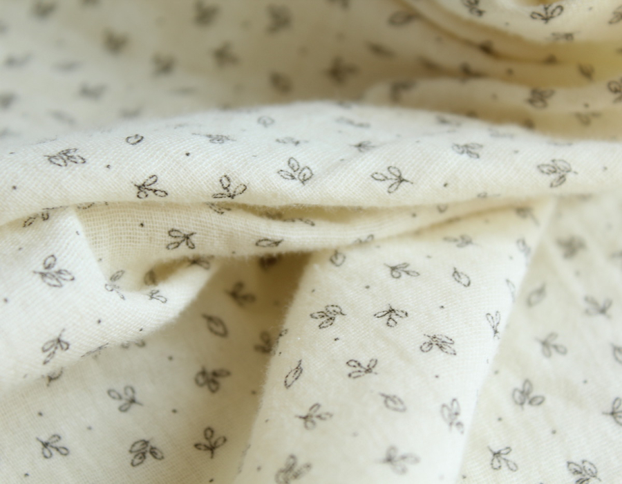 Double gaze de coton BIO écru motifs feuilles