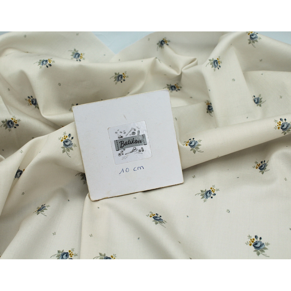 Coton satiné motif Lily exclusif Batikou fond crème