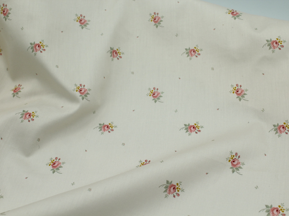 Coton satiné motif Lily exclusif Batikou fond crème