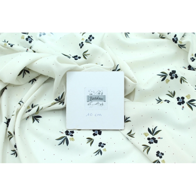 Exclusif Poussière des rues pour Batikou Viscose imprimée fleuri Crème