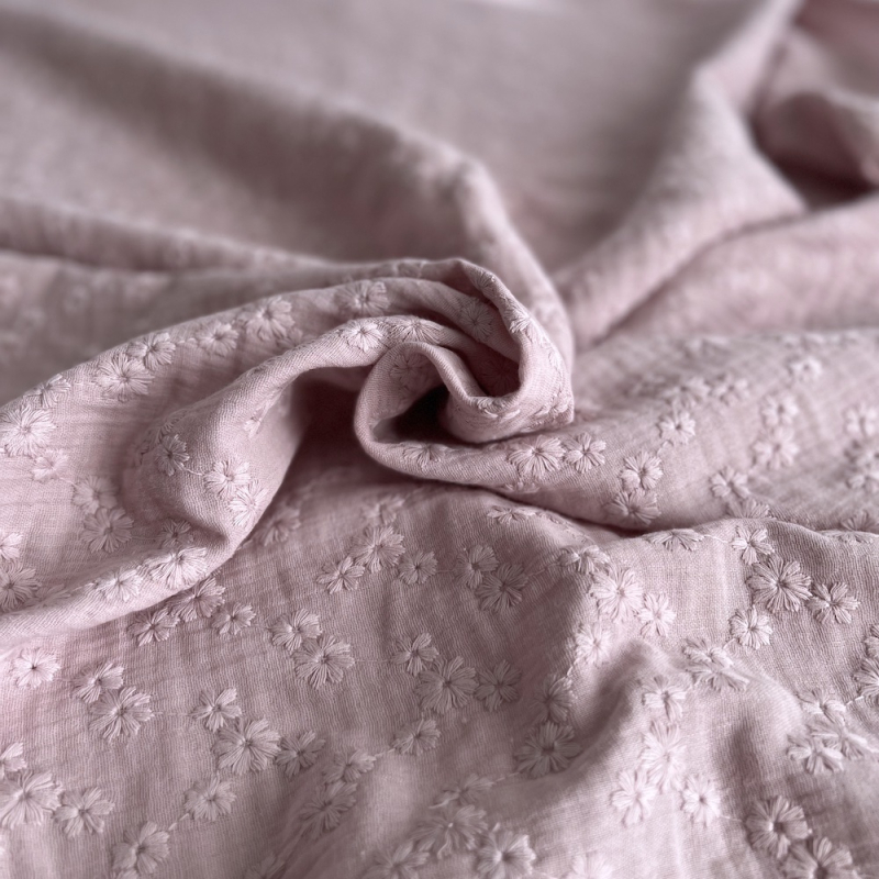 Double gaze de coton Esmée brodée coloris rose pétale Qualité Oeko-tex - 1