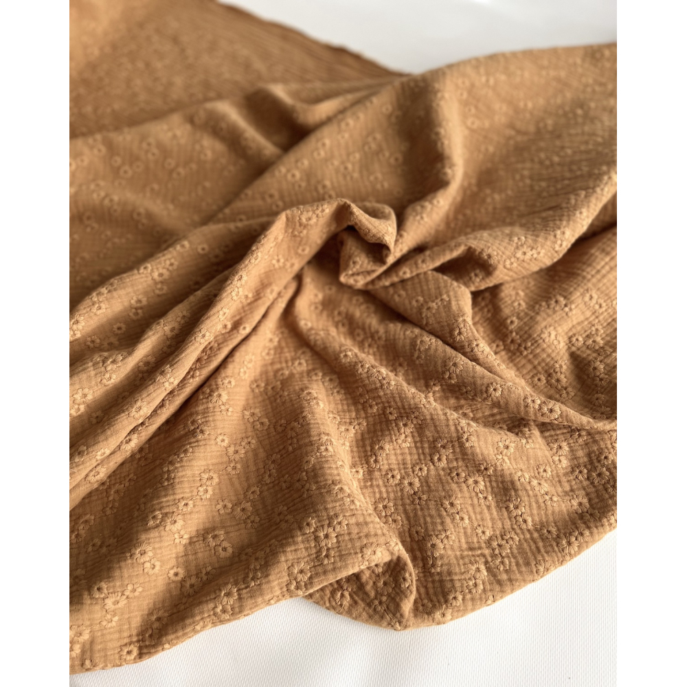 Double gaze de coton Esmée brodée coloris camel Qualité Oeko-tex - 5
