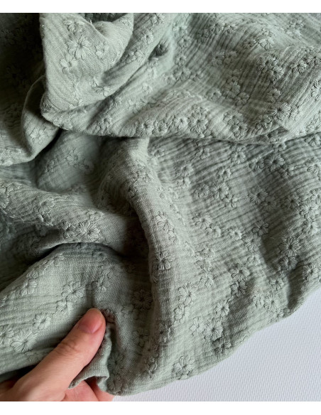 Double gaze de coton Esmée brodée coloris vert de gris Qualité Oeko-tex - 3