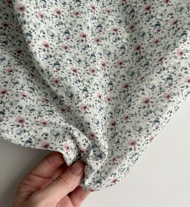 Batiste de coton bio à imprimé fleuri Tissus issus de l'agriculture biologique  - 2