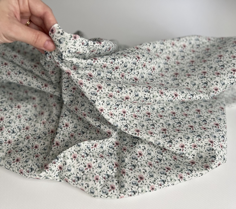 Batiste de coton bio à imprimé fleuri Tissus issus de l'agriculture biologique  - 3