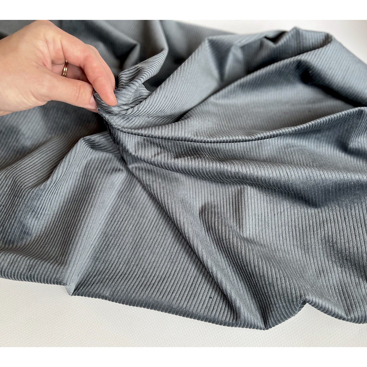 Velours à côtes coton organique coloris gris acier  - 3 Velours à côtes coton organique coloris gris acier  - 3