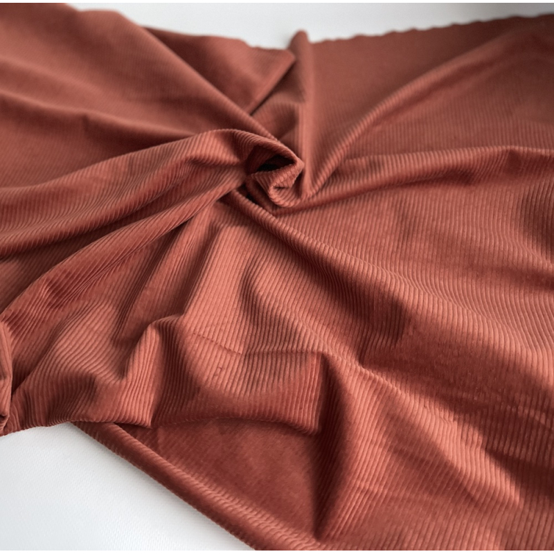 Velours à côtes coton organique coloris roux écureuil  - 4