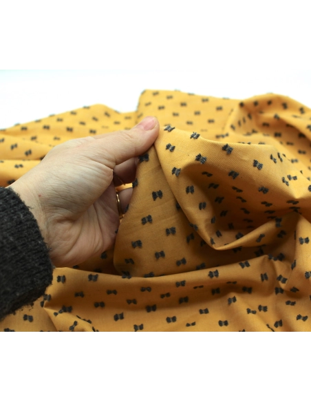 Coton sergé plumetis moutarde et anthracite