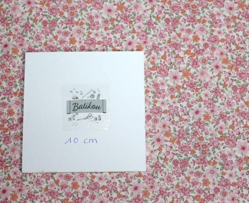 Batiste de coton SILKYNE imprimé fleuri rose