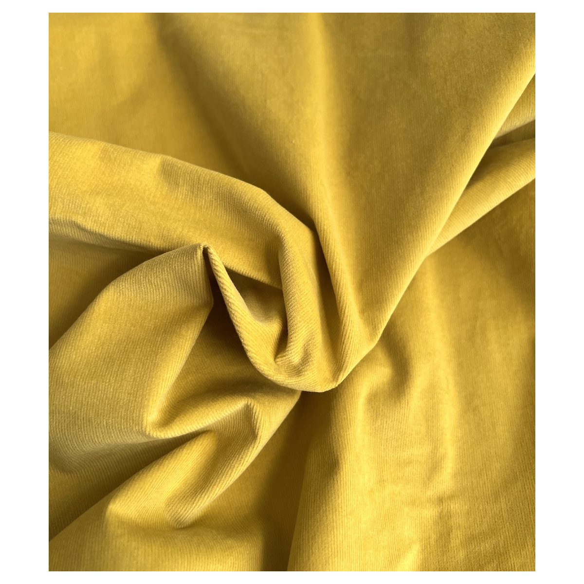 Velours milleraies stretch coton coloris safran Batikou - 4 Velours milleraies stretch coton coloris safran Batikou - 4