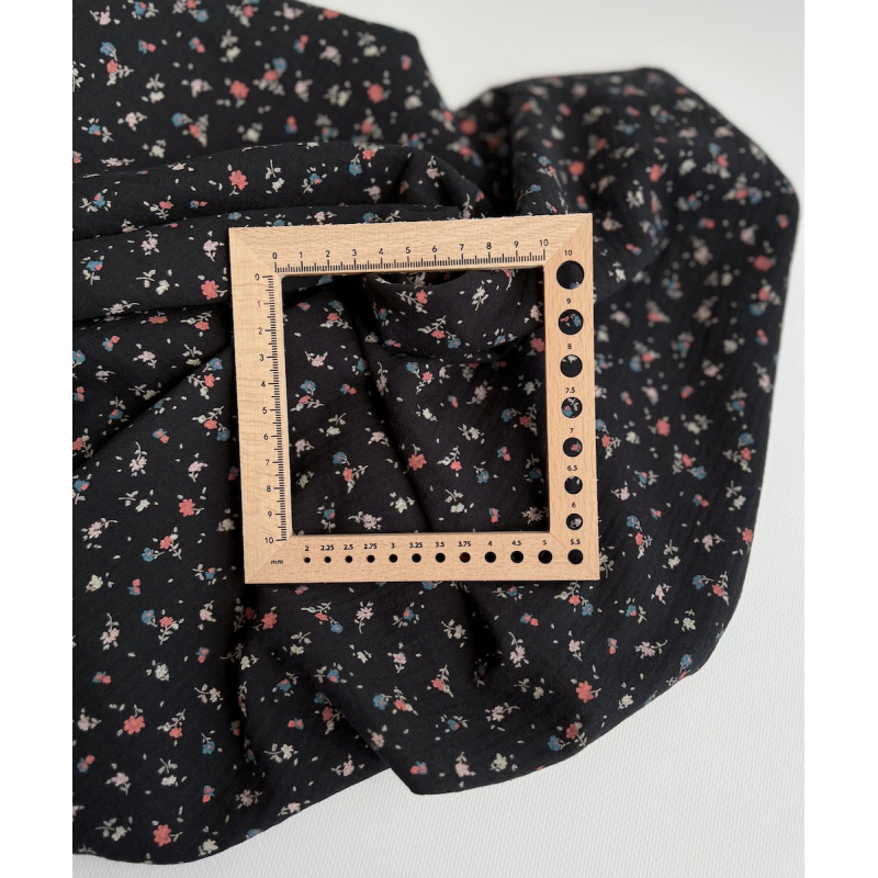 Double gaze de coton BIO anthracite motif fleuri Tissus issus de l'agriculture biologique  - 4