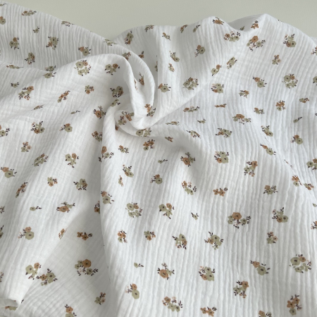 Double gaze de coton Hope blanc motifs fleuris Naturel Batikou - 1 Double gaze de coton Hope blanc motifs fleuris Naturel Batikou - 1
