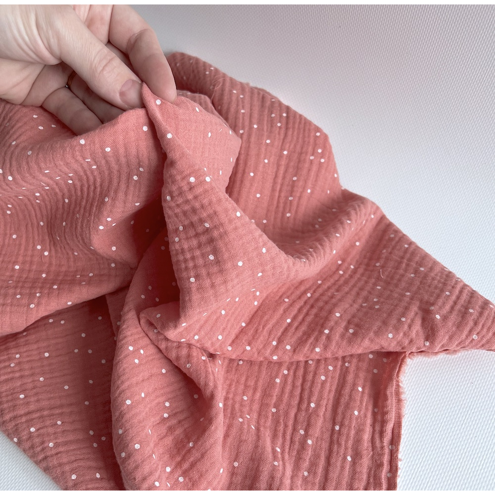 Double gaze de coton coloris rose blush à pois blanc Tissus issus de l'agriculture biologique  - 2