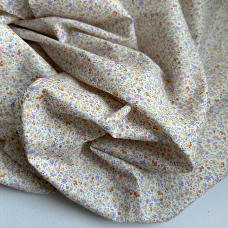 Cléo - Batiste de coton SILKYNE imprimé fleuri Cléo - Batiste de coton SILKYNE imprimé fleuri