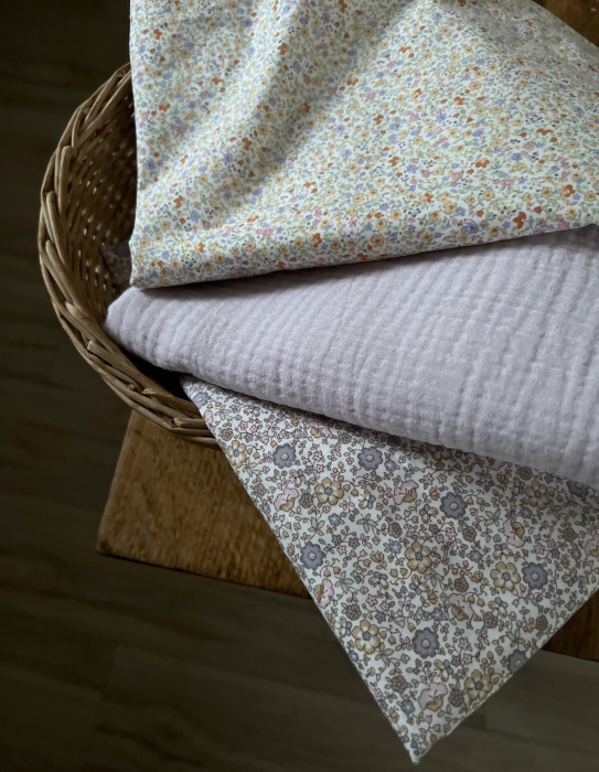 Cléo - Batiste de coton SILKYNE imprimé fleuri