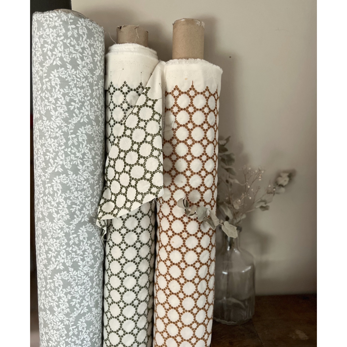 Popeline coton organique broderie vert olive Tissus issus de l'agriculture biologique  - 6