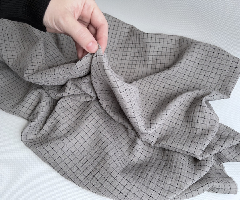 Theo - Gaze de coton lisse tissage carreaux coloris gris souris Tissus issus de l'agriculture biologique  - 2