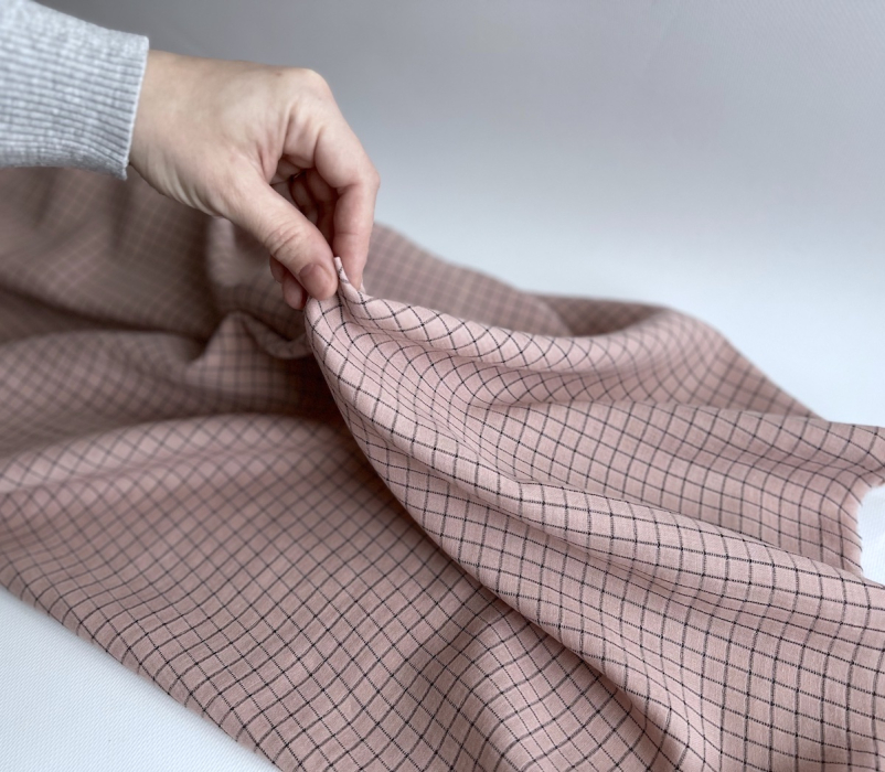 Theo - Gaze de coton lisse tissage carreaux coloris rose thé Tissus issus de l'agriculture biologique  - 6