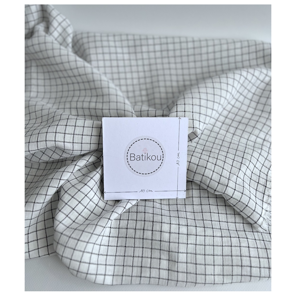 Theo - Gaze de coton lisse tissage carreaux coloris blanc Tissus issus de l'agriculture biologique  - 3 Theo - Gaze de coton lisse tissage carreaux coloris blanc Tissus issus de l'agriculture biologique  - 3