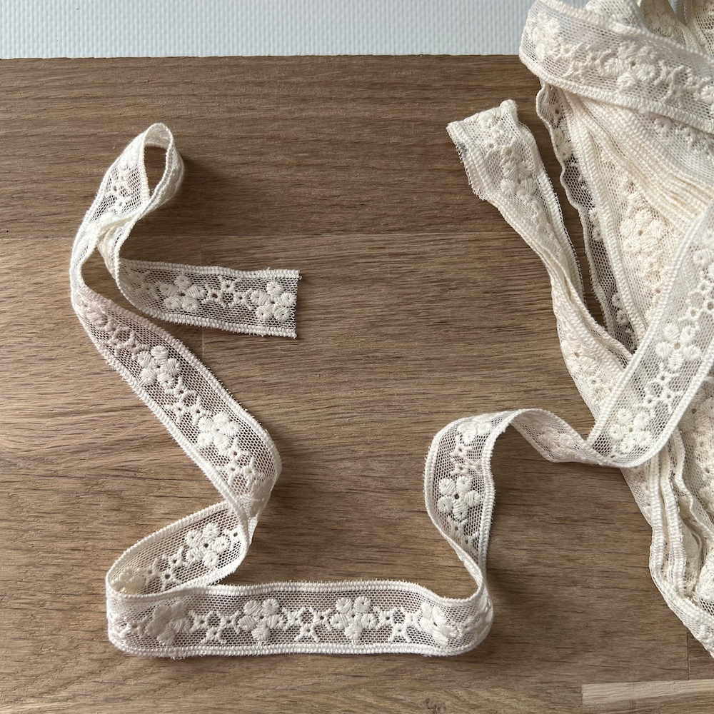 Galon tulle souple crème broderie coton brodé 19mm x 1m Batikou - 4