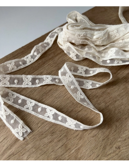 Galon tulle souple crème broderie coton brodé 15mm x 1m Batikou - 2