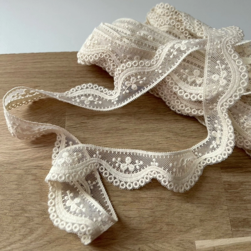 Galon tulle souple crème broderie coton brodé 33mm x 1m Batikou - 6