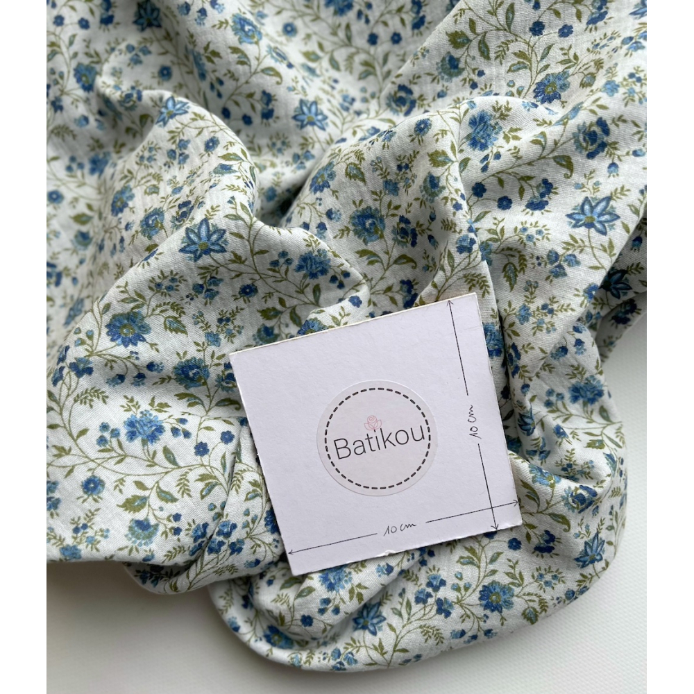 Jaya - Double gaze de coton coloris fond bleu imprimé fleuri Tissus issus de l'agriculture biologique  - 5