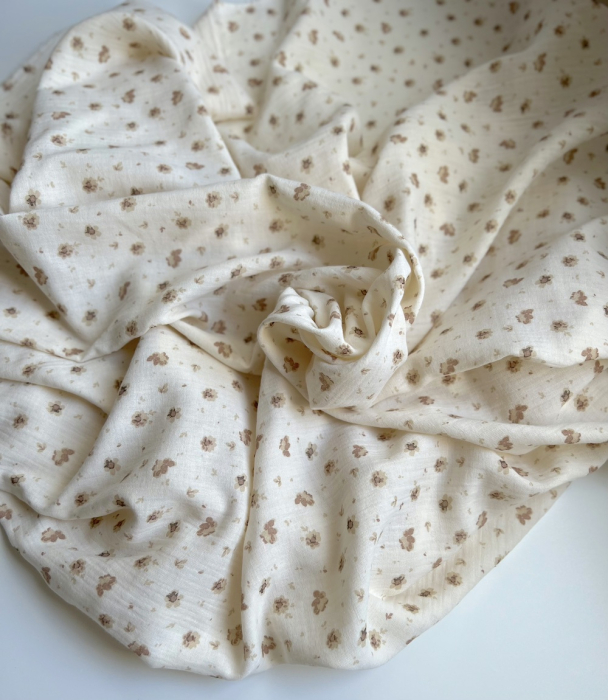 Lou - Double gaze de coton coloris fond écru imprimé taupe / beige Tissus issus de l'agriculture biologique  - 5