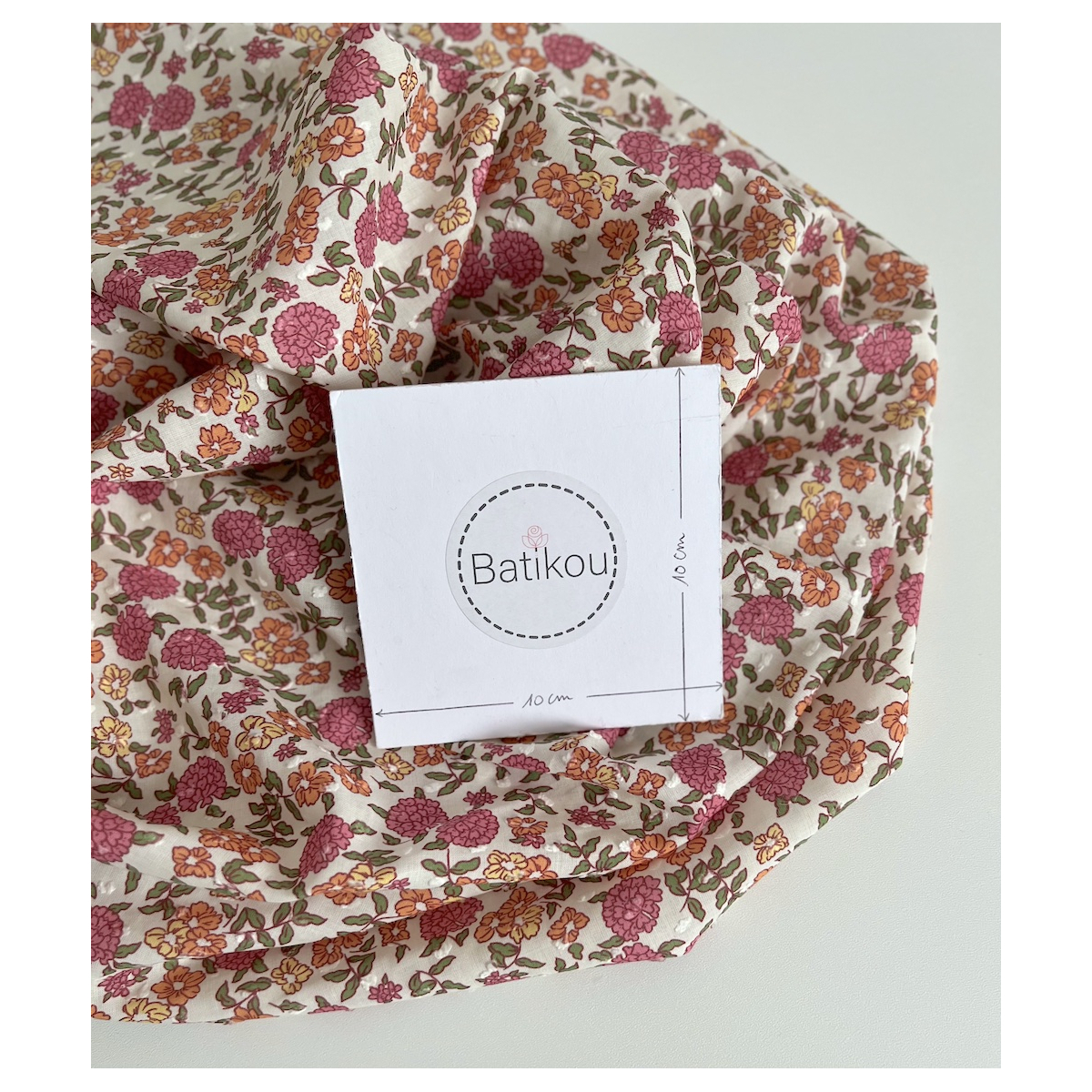 Néolie - Plumetis de coton parme imprimé fleuri rose, orange, jaune, vert Tissus issus de l'agriculture biologique  - 6