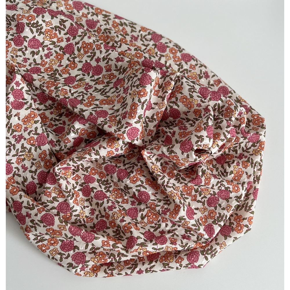 Néolie - Plumetis de coton parme imprimé fleuri rose, orange, jaune, vert Tissus issus de l'agriculture biologique  - 7