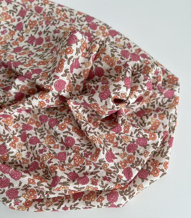 Néolie - Plumetis de coton parme imprimé fleuri rose, orange, jaune, vert Tissus issus de l'agriculture biologique  - 8