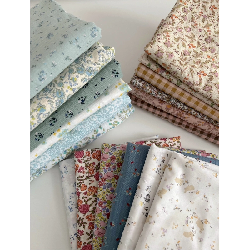 Coline - Plumetis de coton parme imprimé fleuri bleu et rose Qualité Oeko-tex - 3