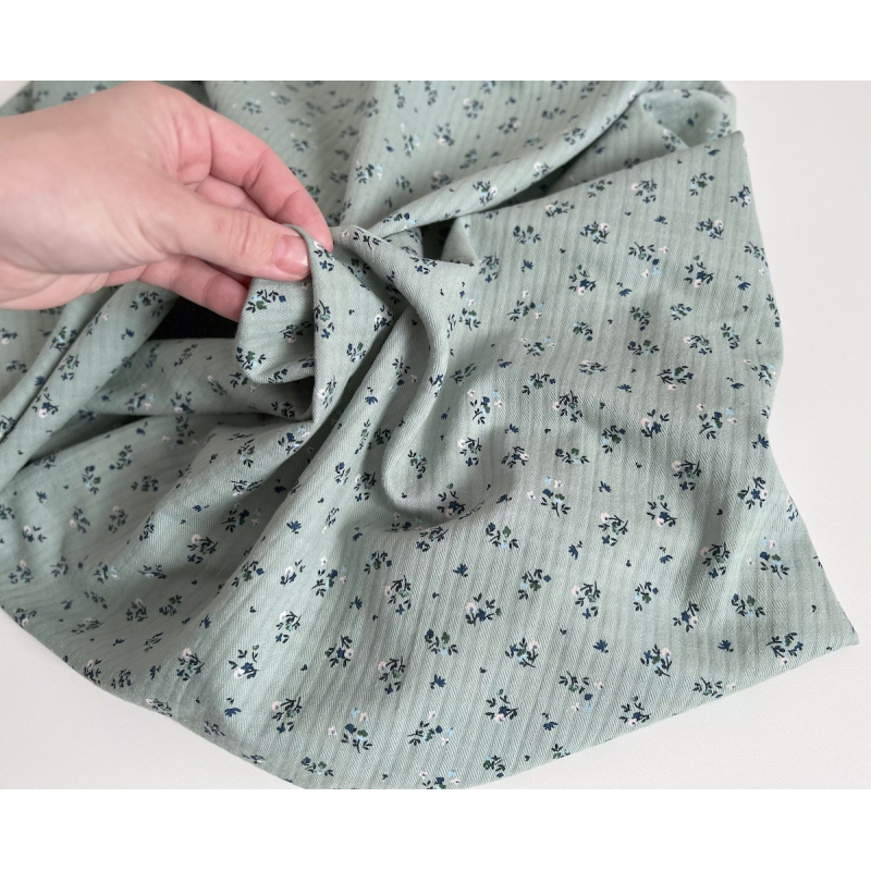 Margot - Seersucker / Coton gaufré doux vert menthe motif fleuri Batikou - 4