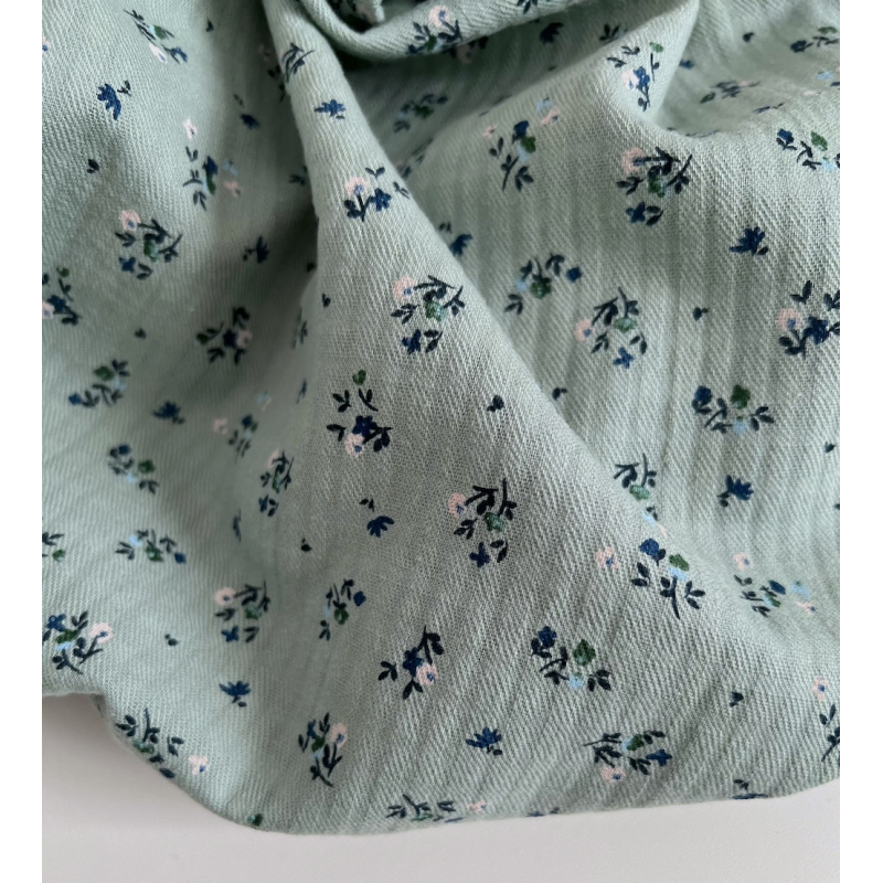 Margot - Seersucker / Coton gaufré doux vert menthe motif fleuri Batikou - 6