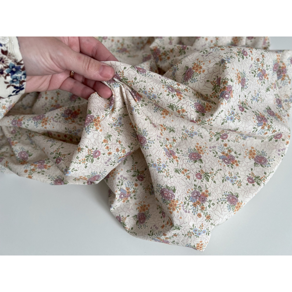 Jeanne - Batiste de coton bio SILKYNE à imprimé fleuri orangé Tissus issus de l'agriculture biologique  - 2