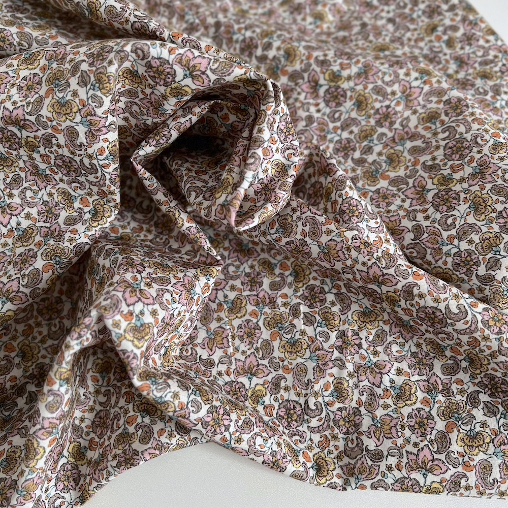 Paisley - Batiste de coton bio SILKYNE à imprimé fleuri Tissus issus de l'agriculture biologique  - 1