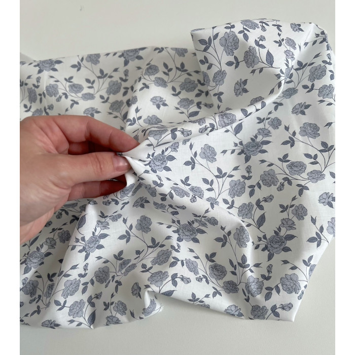 Josette - Batiste de coton BIO imprimé exclusif bleu porcelaine / SILKYNE Batikou - 5