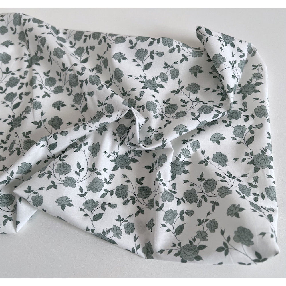 Josette - Batiste de coton BIO imprimé exclusif vert / SILKYNE Batikou - 4 Josette - Batiste de coton BIO imprimé exclusif vert / SILKYNE Batikou - 4