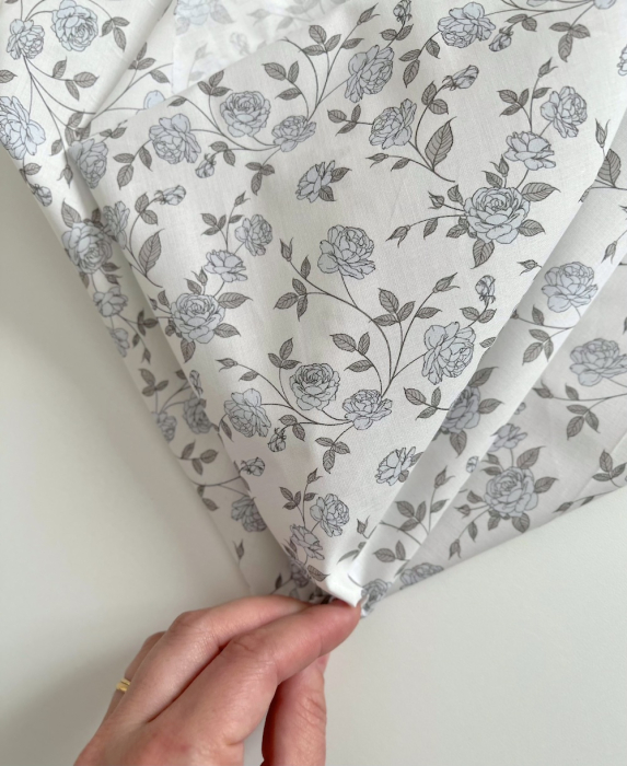 Josette - Batiste de coton BIO imprimé exclusif bleu poudré / SILKYNE Batikou - 6