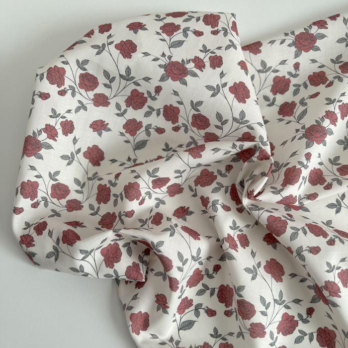 Josette - Batiste de coton BIO imprimé exclusif rouge lipstick / SILKYNE Batikou - 1