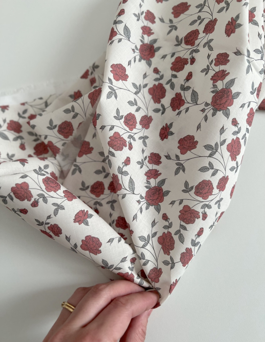 Josette - Batiste de coton BIO imprimé exclusif rouge lipstick / SILKYNE Batikou - 6