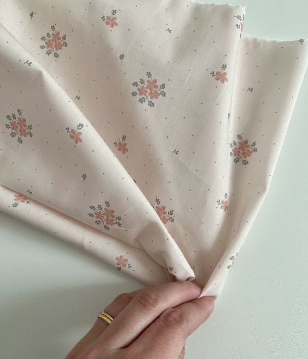 Beth - Batiste de coton BIO imprimé exclusif corail sauge / SILKYNE Batikou - 2