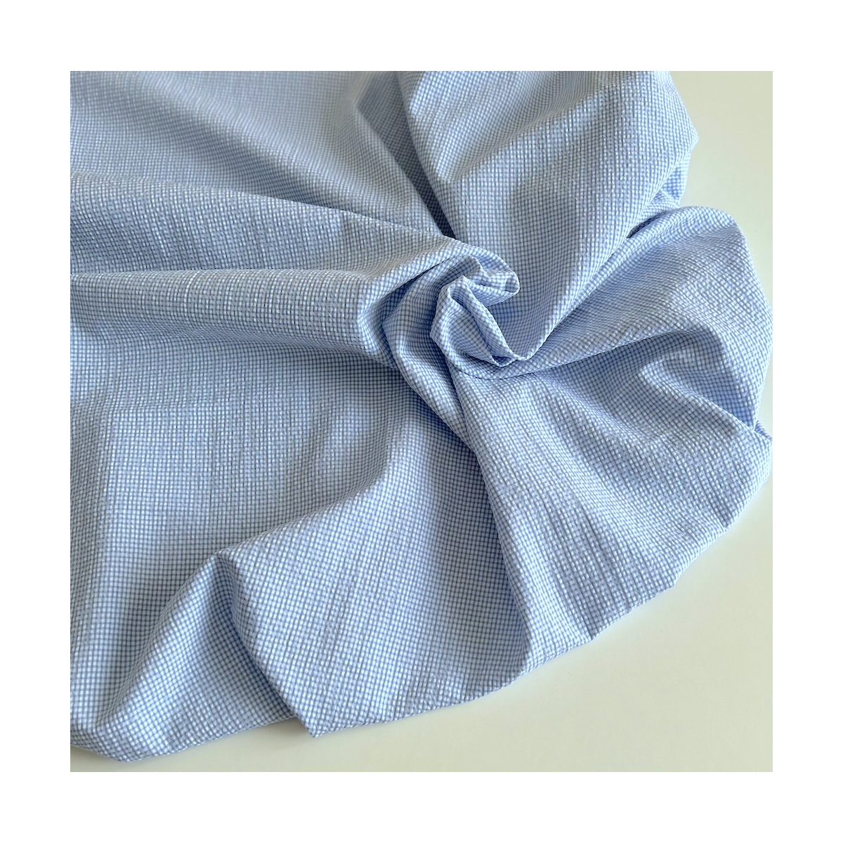 Seersucker / Coton gaufré vichy mini bleu lavande / blanc Batikou - 8 Seersucker / Coton gaufré vichy mini bleu lavande / blanc Batikou - 8